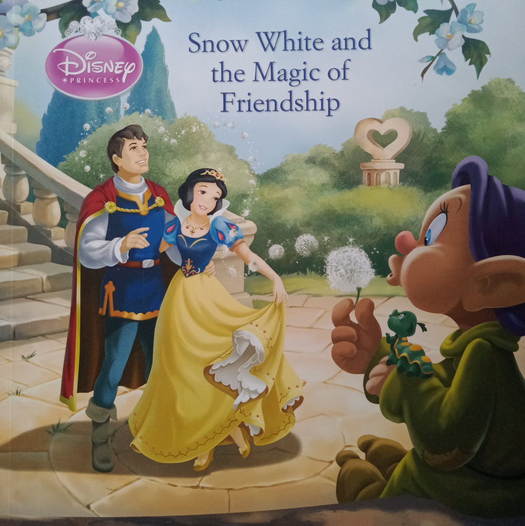 Snow White And The Magic Friendship