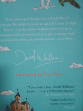 Load image into Gallery viewer, Grandpa&#39;s Great Escape by David Walliams