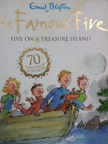 The Famous Five: Five On A Treasure Island by Enid Blyton