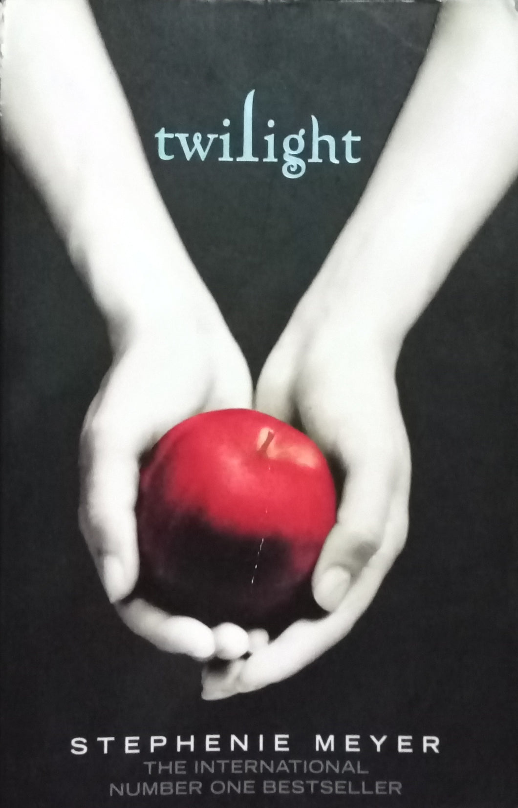 Twilight by Stephenie Meyer