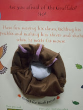 Load image into Gallery viewer, The Gruffalo : Puppet Book by Julia Donaldson