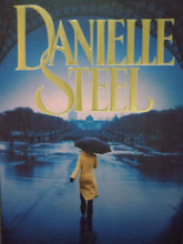 Load image into Gallery viewer, Honour Thyself By Danielle Steel