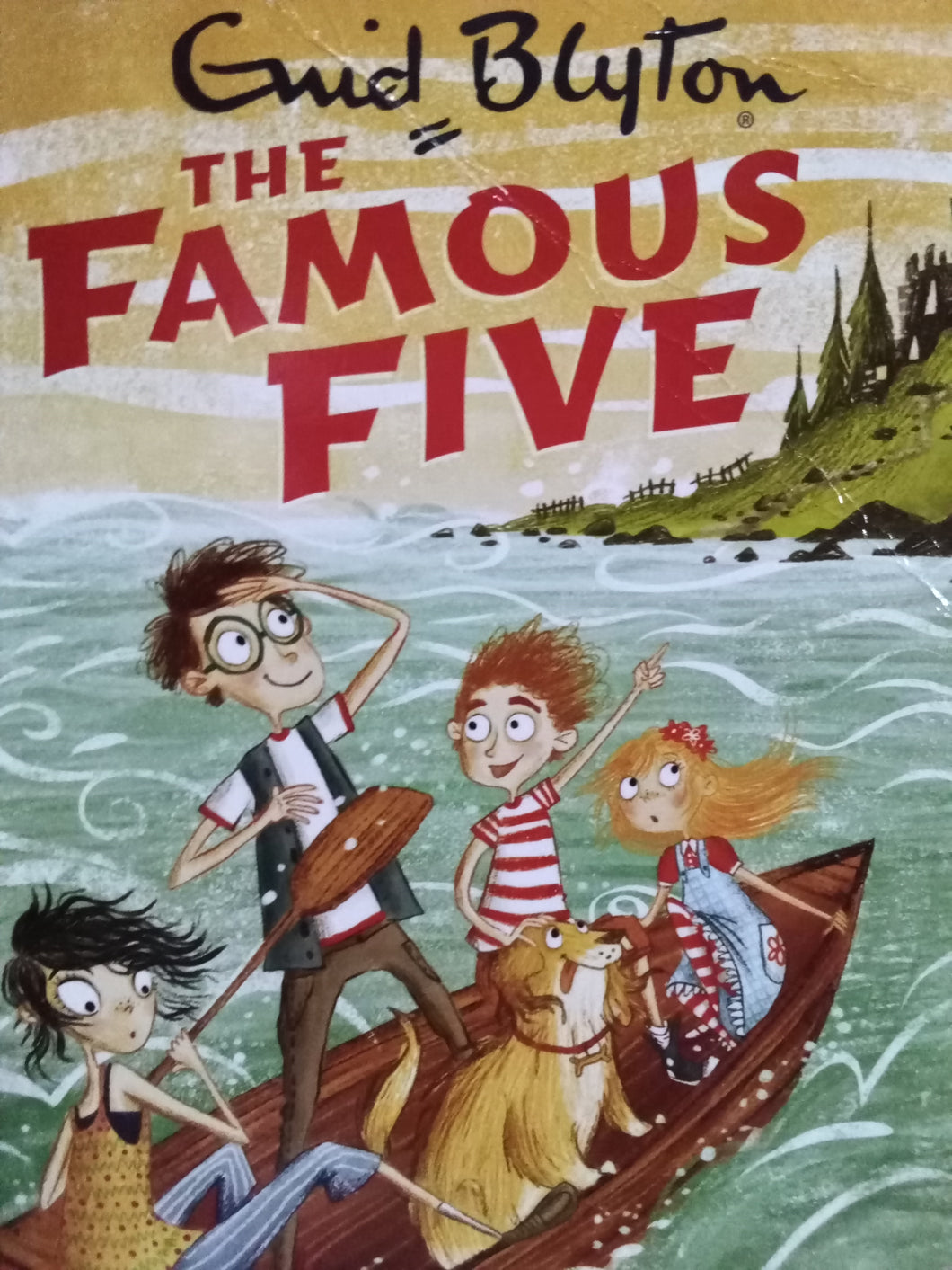 The Famous Five: Five On a Treasure Island by Enid Blyton