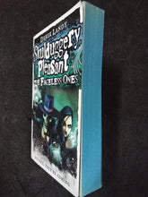 Load image into Gallery viewer, Skuldeggery Pleasant The Faceless Ones By Derek Landy